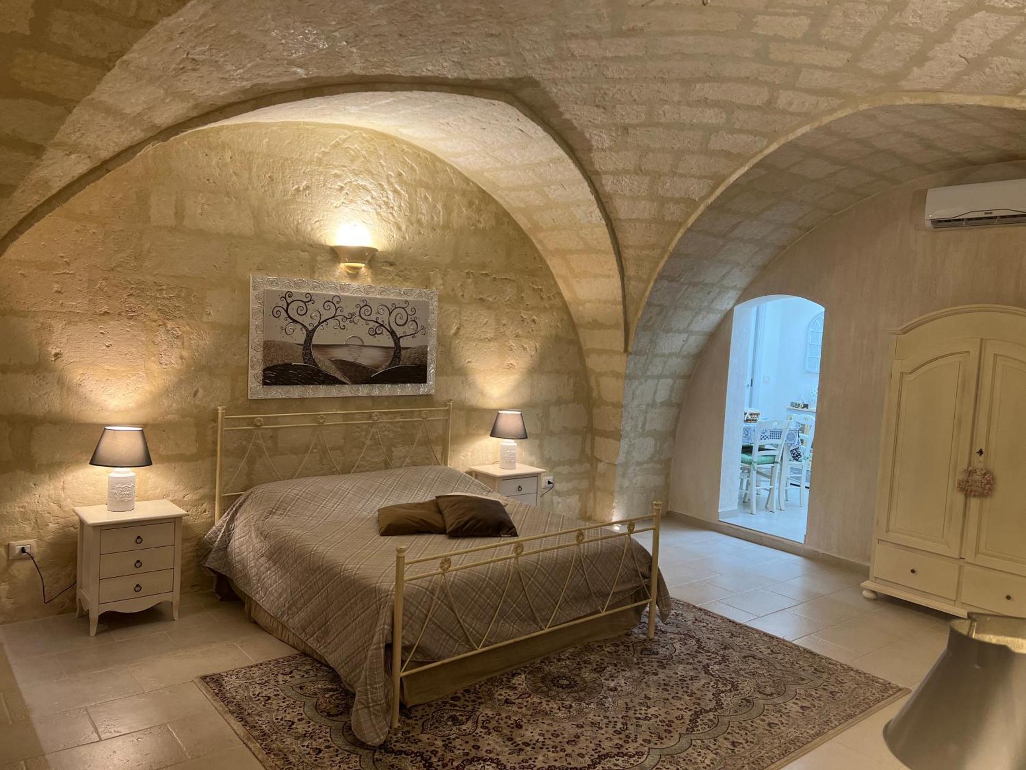 Suite Cavour Luxury Home Taranto Exterior foto