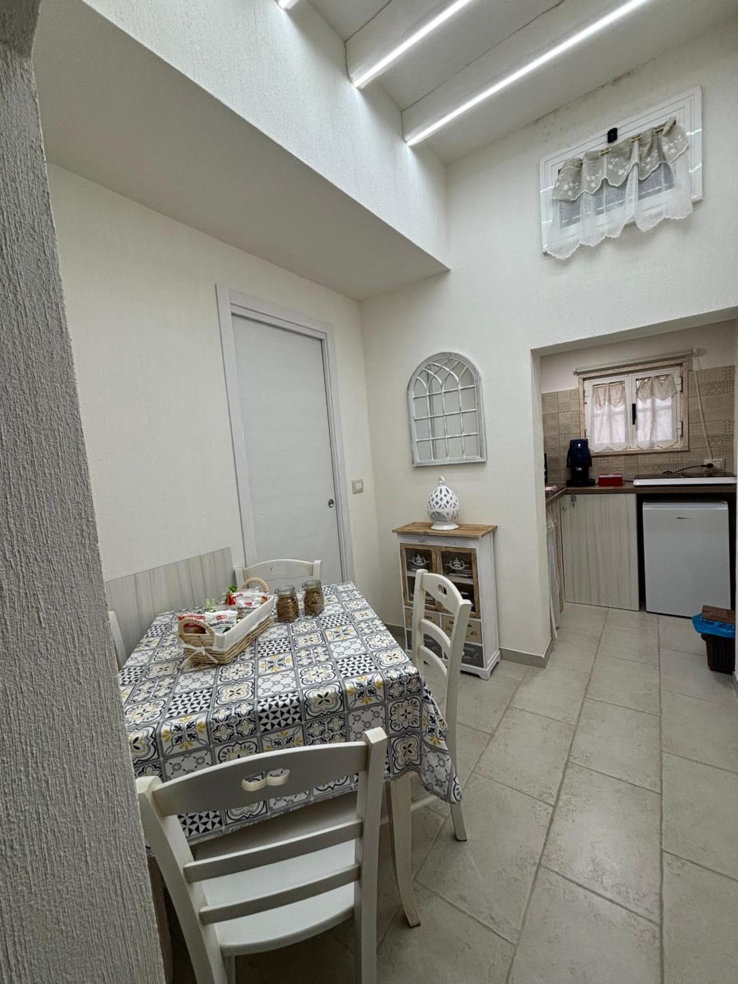 Suite Cavour Luxury Home Taranto Exterior foto